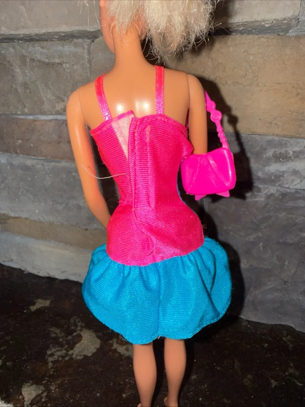 Barbie Vinatge 90’s pink blue dress and accessories